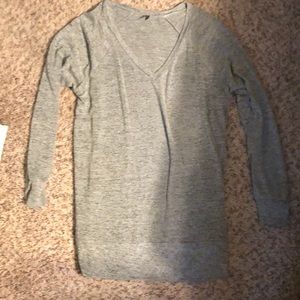 Oversized v-neck tunic sweater